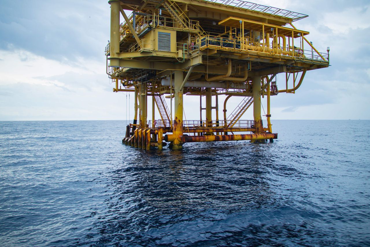 Oil & Gas