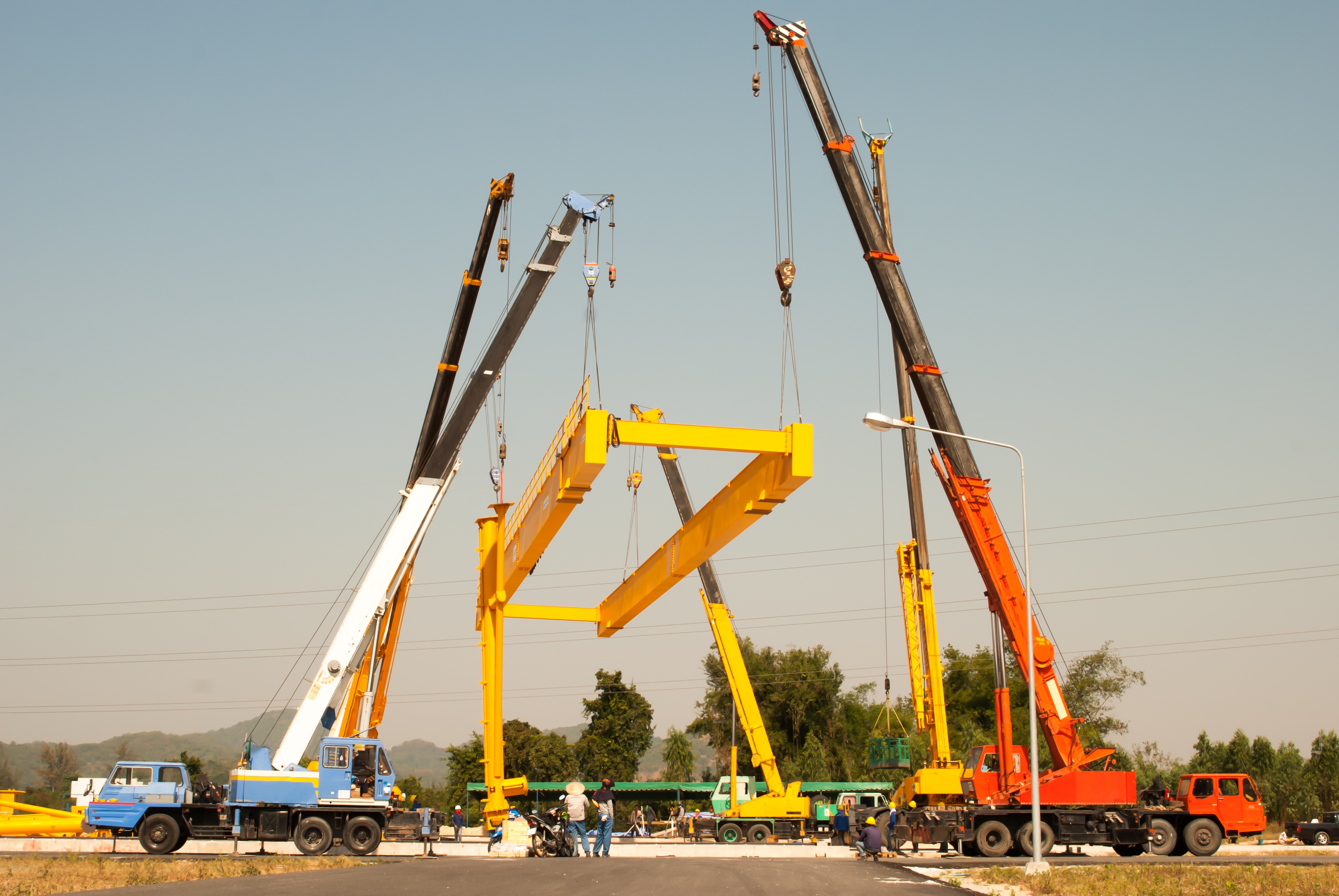 Slewing mobile crane (up to 60 tonnes) - TLILIC0023 Licence to operate a slewing mobile crane (up to 60 tonnes)